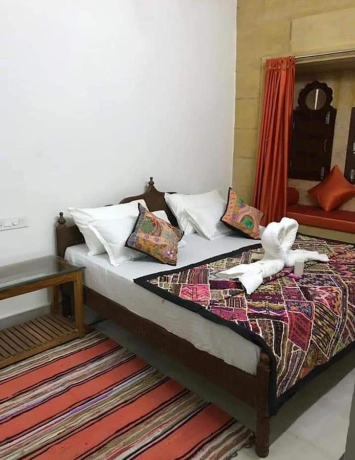Resting Love Hostel Jaisalmer Esterno foto